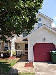154 Majestic Dr Suffolk, VA 23434