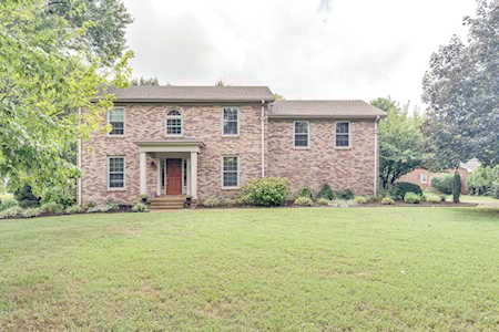 100 Harvest Ct Franklin, TN 37067