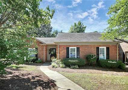 4222 Blacktree Ln Charlotte, NC 28226