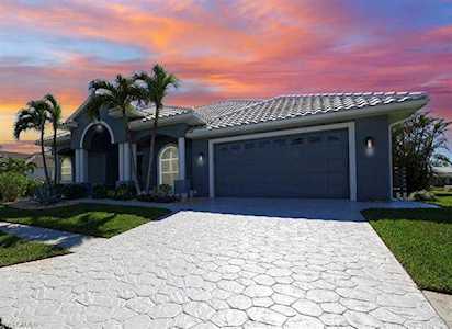 13621 China Berry Way Fort Myers, FL 33908