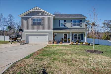 121 Spring Creek Dr Mount Holly, NC 28120