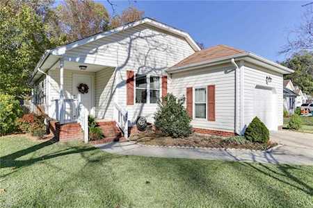 227 Abingdon Circle Suffolk, VA 23434