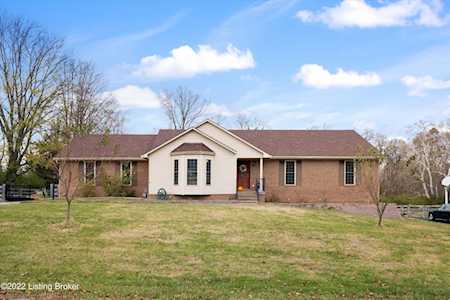 5315 Mockingbird Valley Rd La Grange, KY 40031