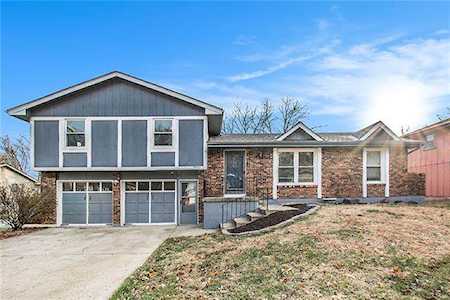 7931 N Harrison St Kansas City, MO 64118