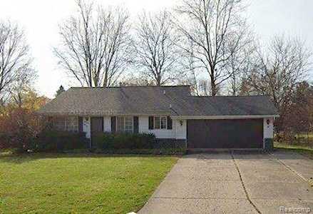 5456 Canonsburg Rd Grand Blanc Twp, MI 48439