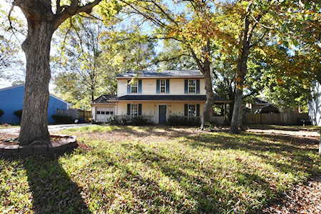 104 Laurel Ridge Rd North Charleston, SC 29418