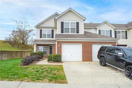 8532 Carolina Lily Ln Charlotte, NC 28262