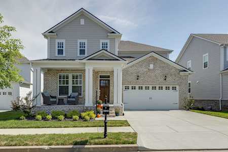 2245 Maytown Cir Thompsons Station, TN 37179