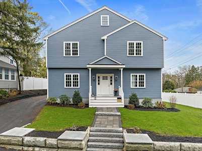 200 Hollingsworth Ave. Braintree, MA 02184