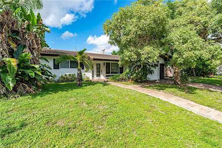 2216 N 44th Ave Hollywood, FL 33021