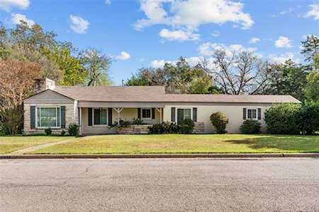 4045 Carolyn Road Fort Worth, TX 76109