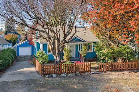 8743 16th Ave NW Seattle, WA 98117