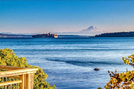 10043 NE South Beach Dr Bainbridge Island, WA 98110