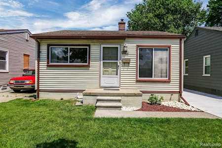 6811 Continental Ave Warren, MI 48091