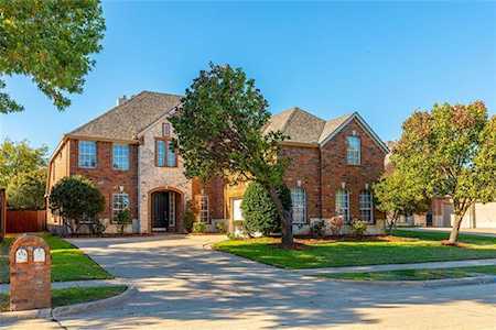 1611 Wood Creek Lane Allen, TX 75002