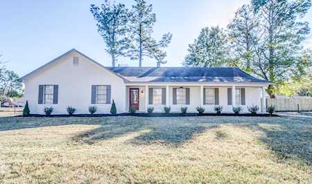 6885 Sycamore Hill Dr Bartlett, TN 38135