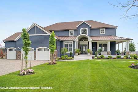 2440 Rolling Hills Way Manasquan, NJ 08736