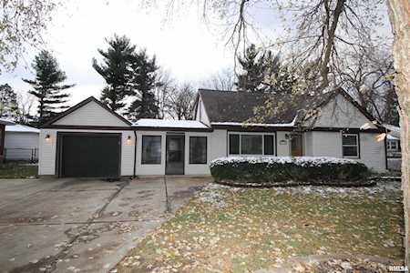 212 Lawndale Ct Germantown Hills, IL 61548