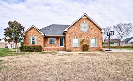 1020 Crystal Bear Trl Murfreesboro, TN 37128