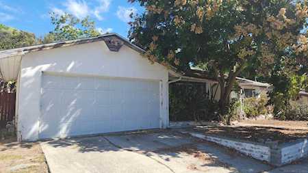 404 Foussat Road Oceanside, CA 92054