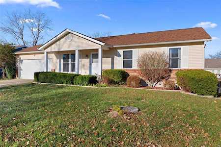 759 Estes Park Dr St Peters, MO 63376