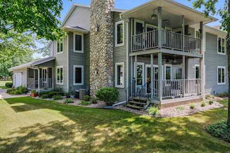 5303 Sunset Bluff Dr #B Green Bay, Town of Green Bay, WI 54311-9492