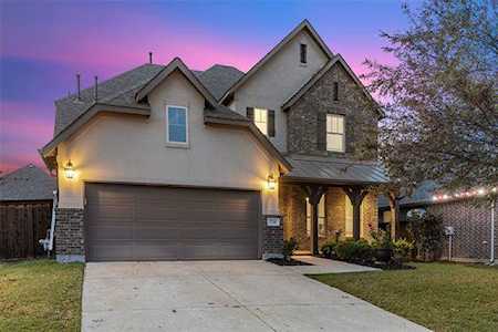 716 Spring Falls Drive Mckinney, TX 75071
