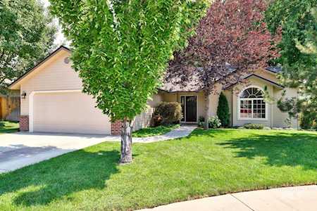1110 Marsh Hawk Pl Eagle, ID 83616