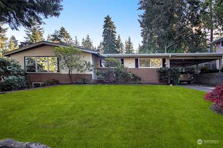 831 NE 128th St Seattle, WA 98125