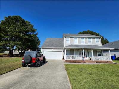 1808 Mountainside Ave Suffolk, VA 23434