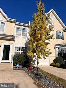 86 Versailles Blvd Cherry Hill, NJ 08003