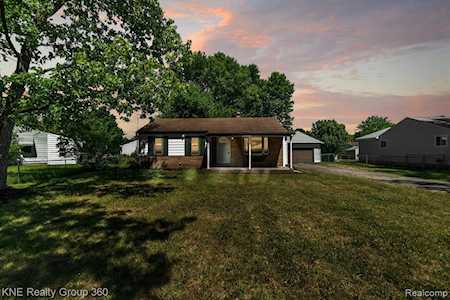 4236 N Belsay Rd Genesee Twp, MI 48506