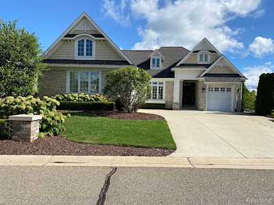 10441 Sandpiper Green Oak Twp, MI 48178