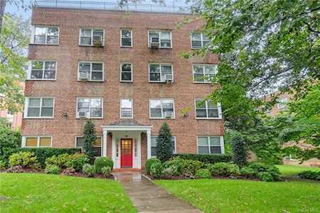 781 Palmer Road #4A Bronxville, NY 10708