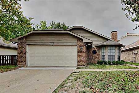 2013 Avignon Drive Carrollton, TX 75007