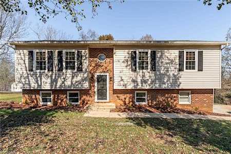 724 Beech Street Yadkinville, NC 27055