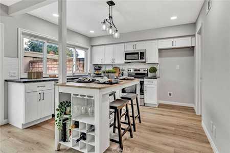 18099 Yosemite Ct Fountain Valley, CA 92708