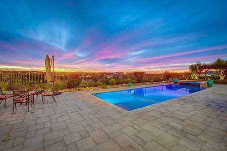 11646 Punta Dulcina San Diego, CA 92131