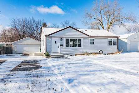 4841 Kentucky Avenue N Crystal, MN 55428