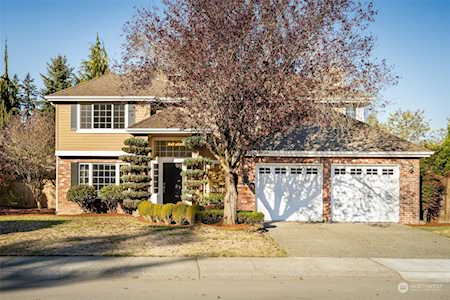 23614 NE 24th Place Sammamish, WA 98074