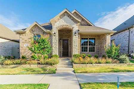 709 Boardwalk Way Argyle, TX 76226