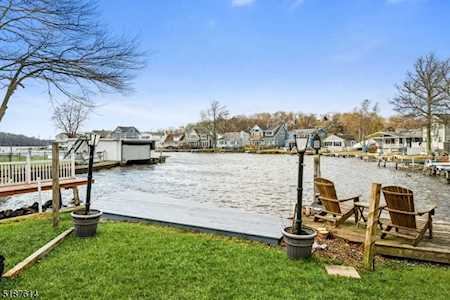 57 E Shore Rd Jefferson Twp., NJ 07849