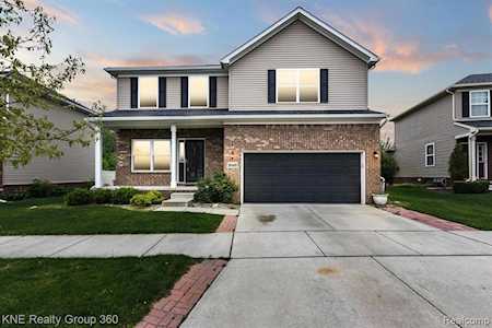 26468 E Elk Run Lyon Twp, MI 48165