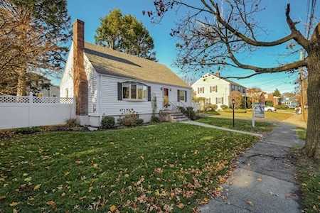 127 Albemarle Rd Newton, MA 02460