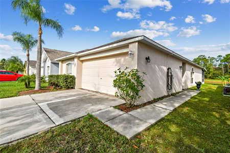 30531 Birdhouse Dr Wesley Chapel, FL 33545