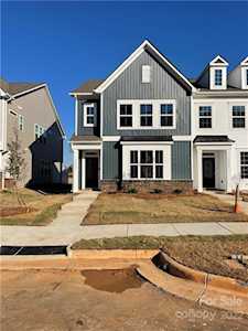 13040 Cottage Crest Ln Charlotte, NC 28273