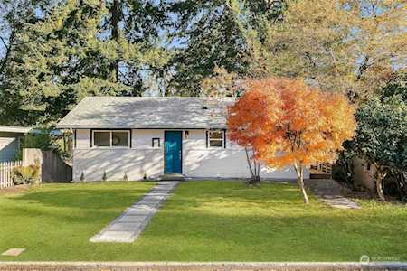 14072 24th Ave NE Seattle, WA 98125