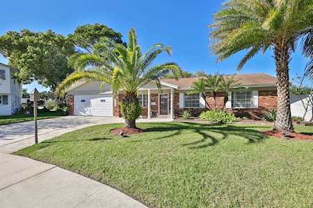 8725 Cobblestone Dr Tampa, FL 33615