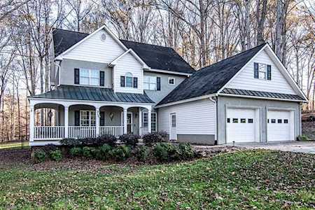130 Irishman Place Advance, NC 27006