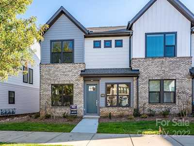 5923 Ardrey Kell Rd Charlotte, NC 28277